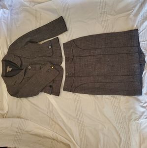 Ann taylor suit! Grey mesh with black and white!